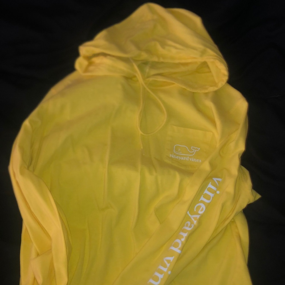 Vineyard vines hooded long sleeve